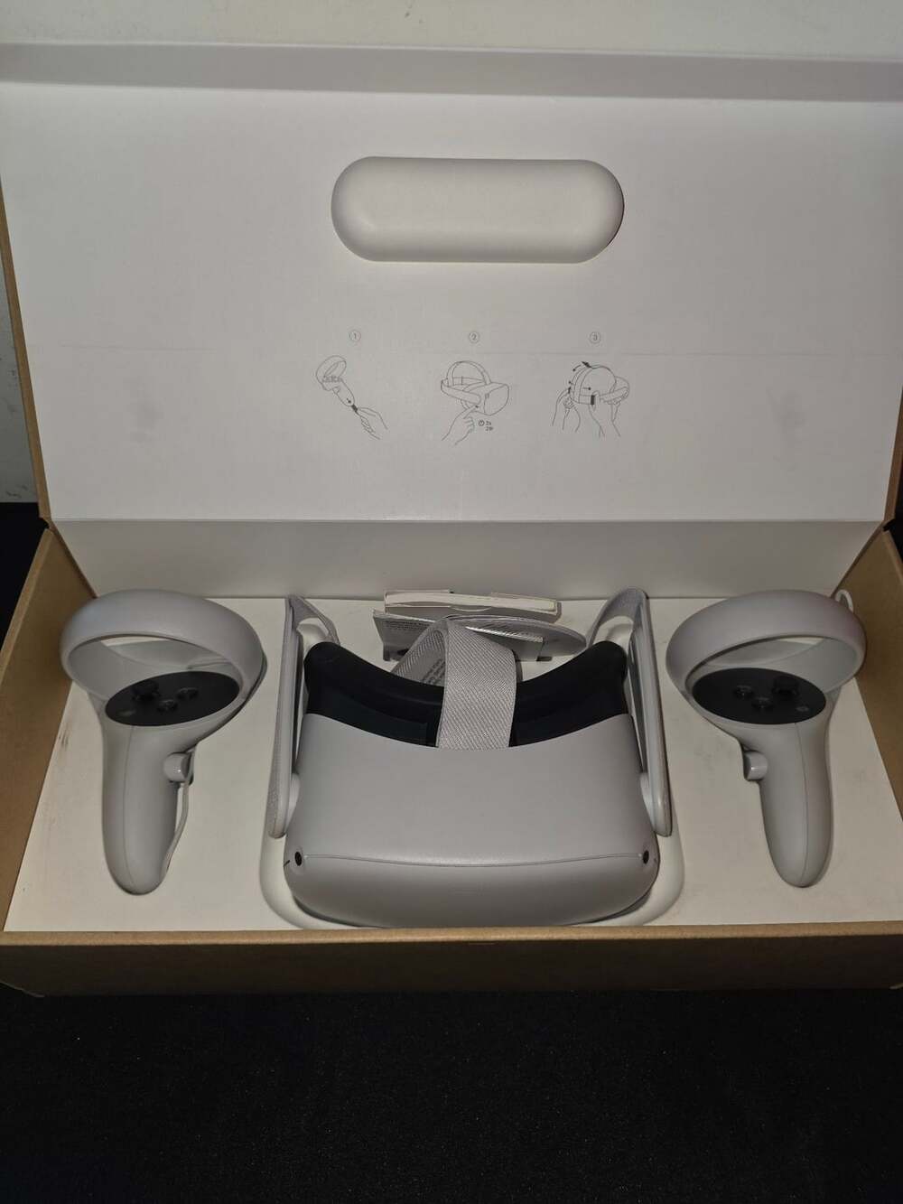 Oculus Quest 2 Virtual Reality Headset